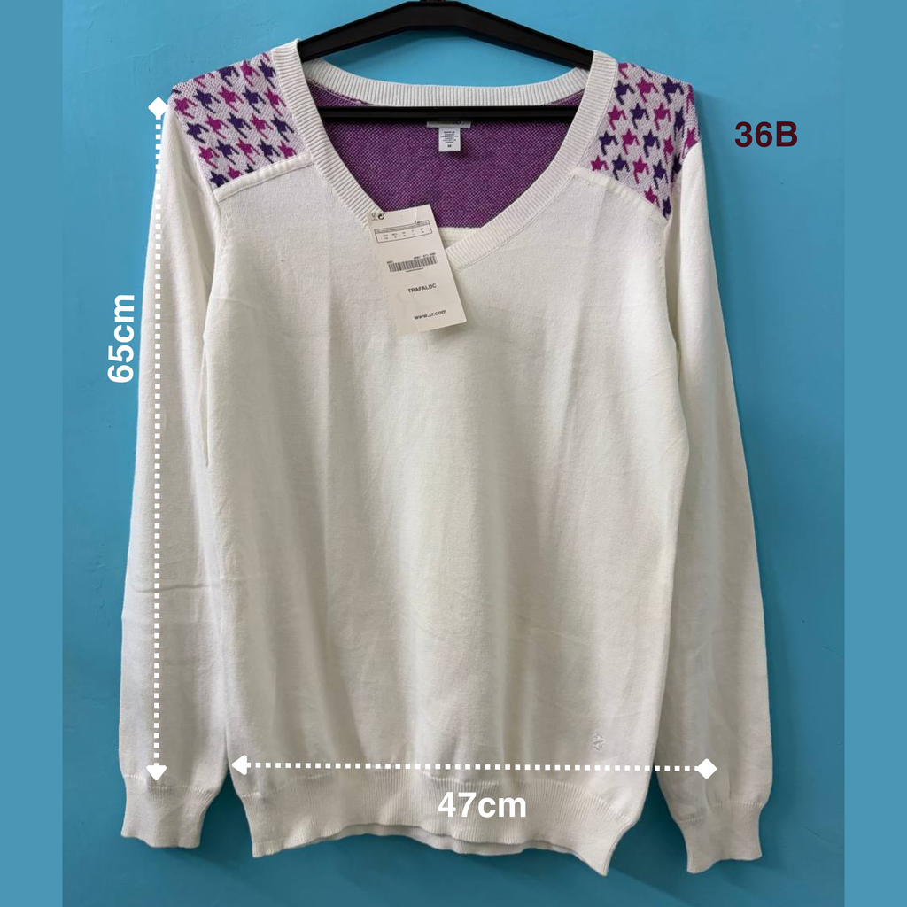 White V-Neck Knit Sweater with Purple Accent (M)