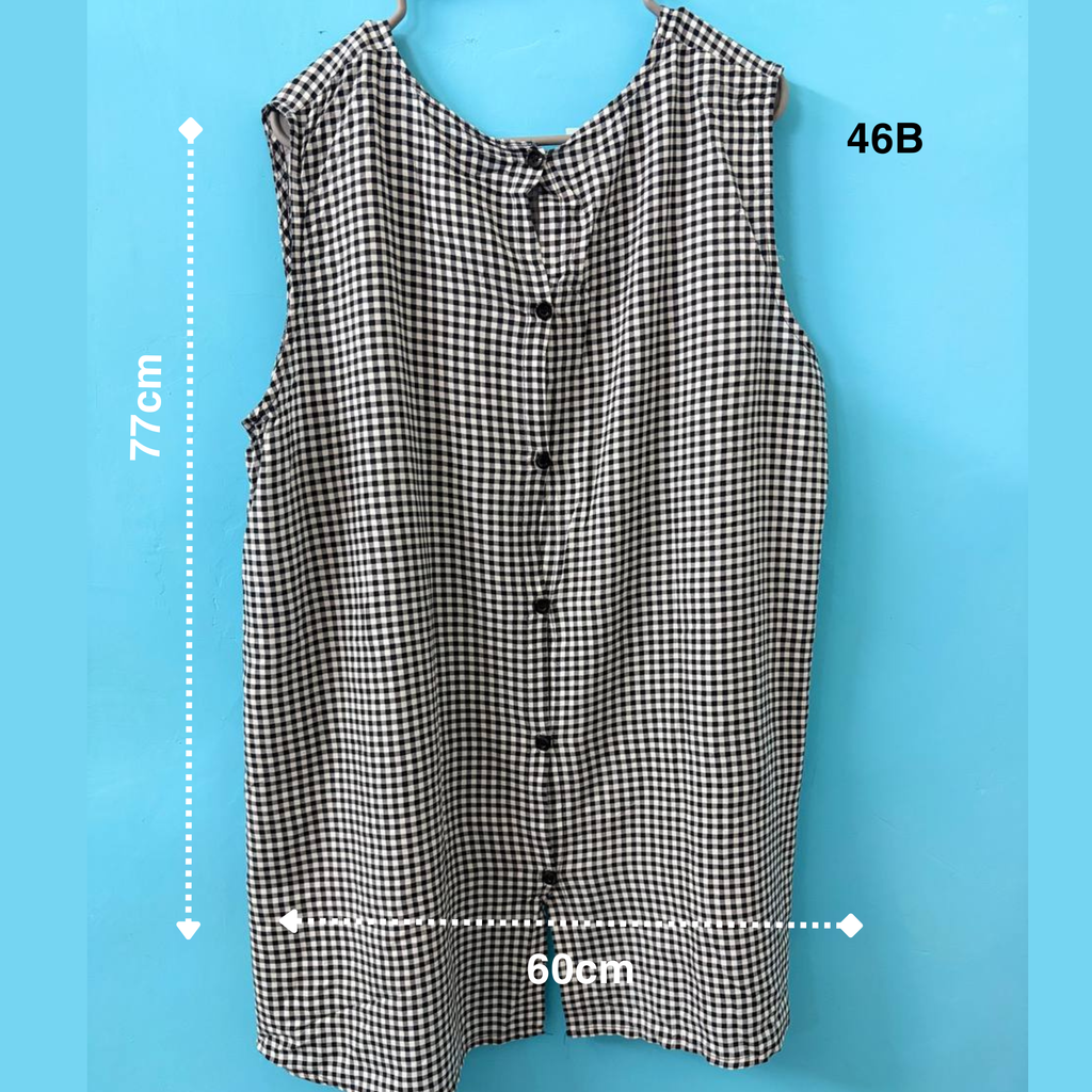 Checks Sleeveless Tunic (XXL)