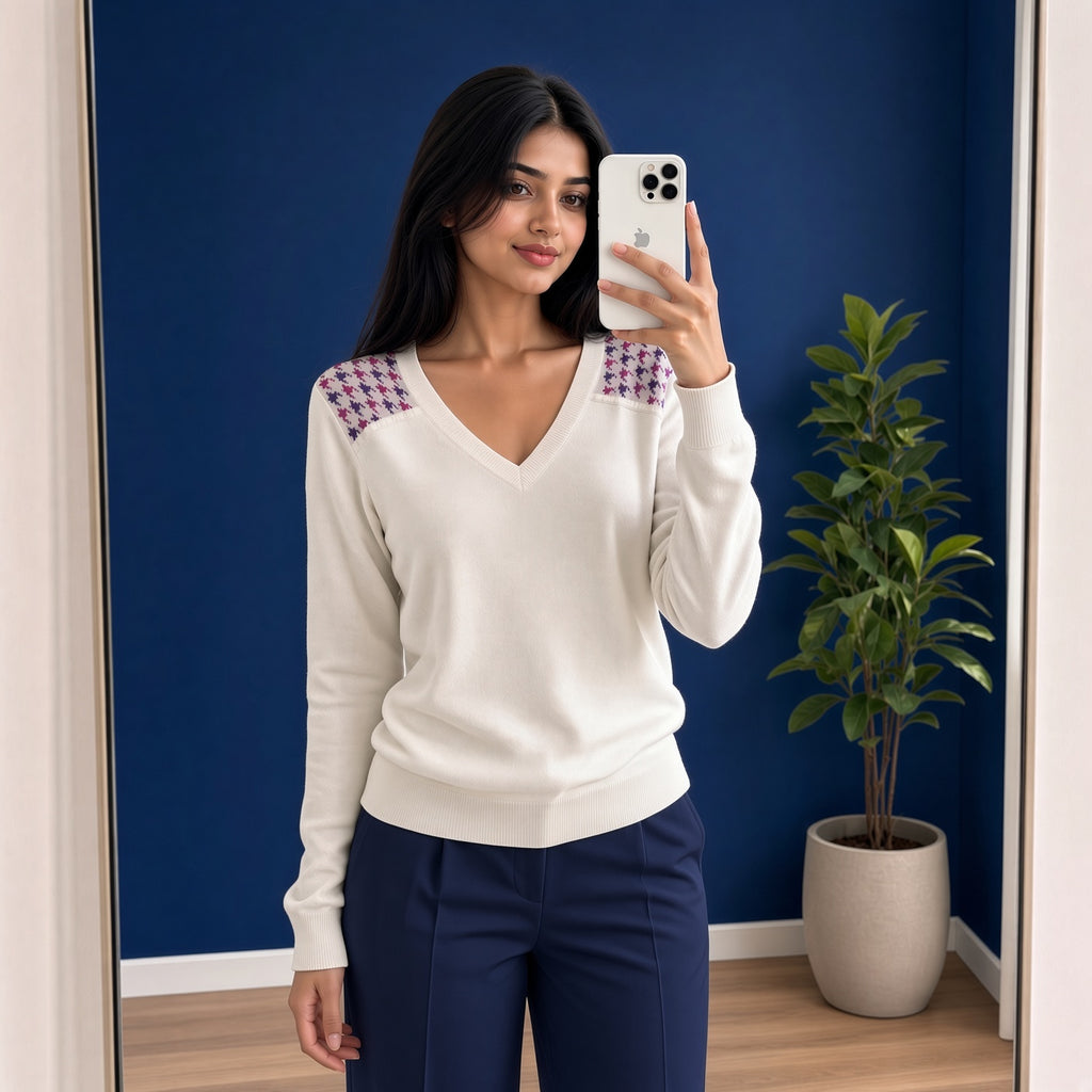 White V-Neck Knit Sweater with Purple Accent (M)