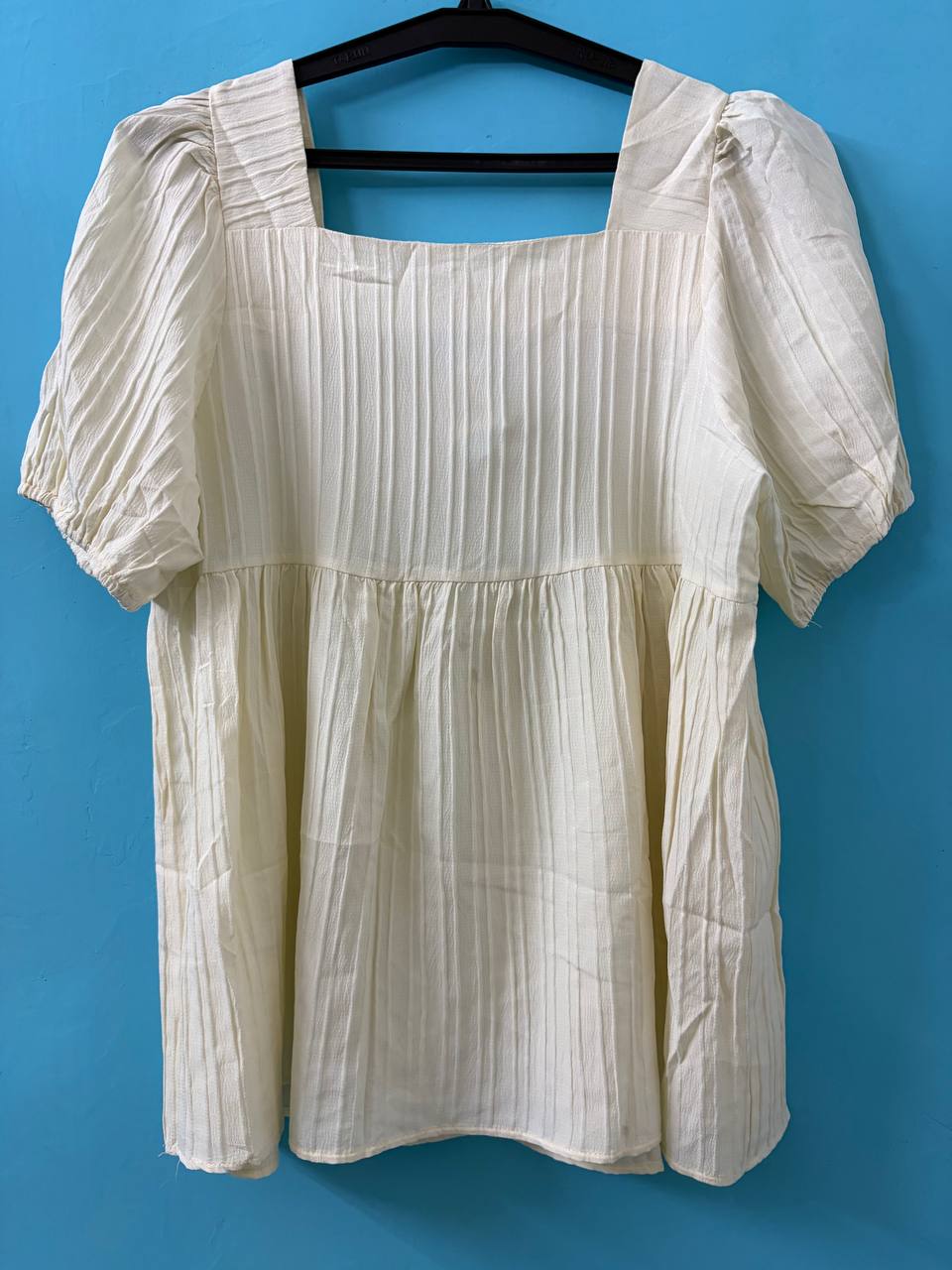 Cream Square-Neck Puff Sleeve Top (M)