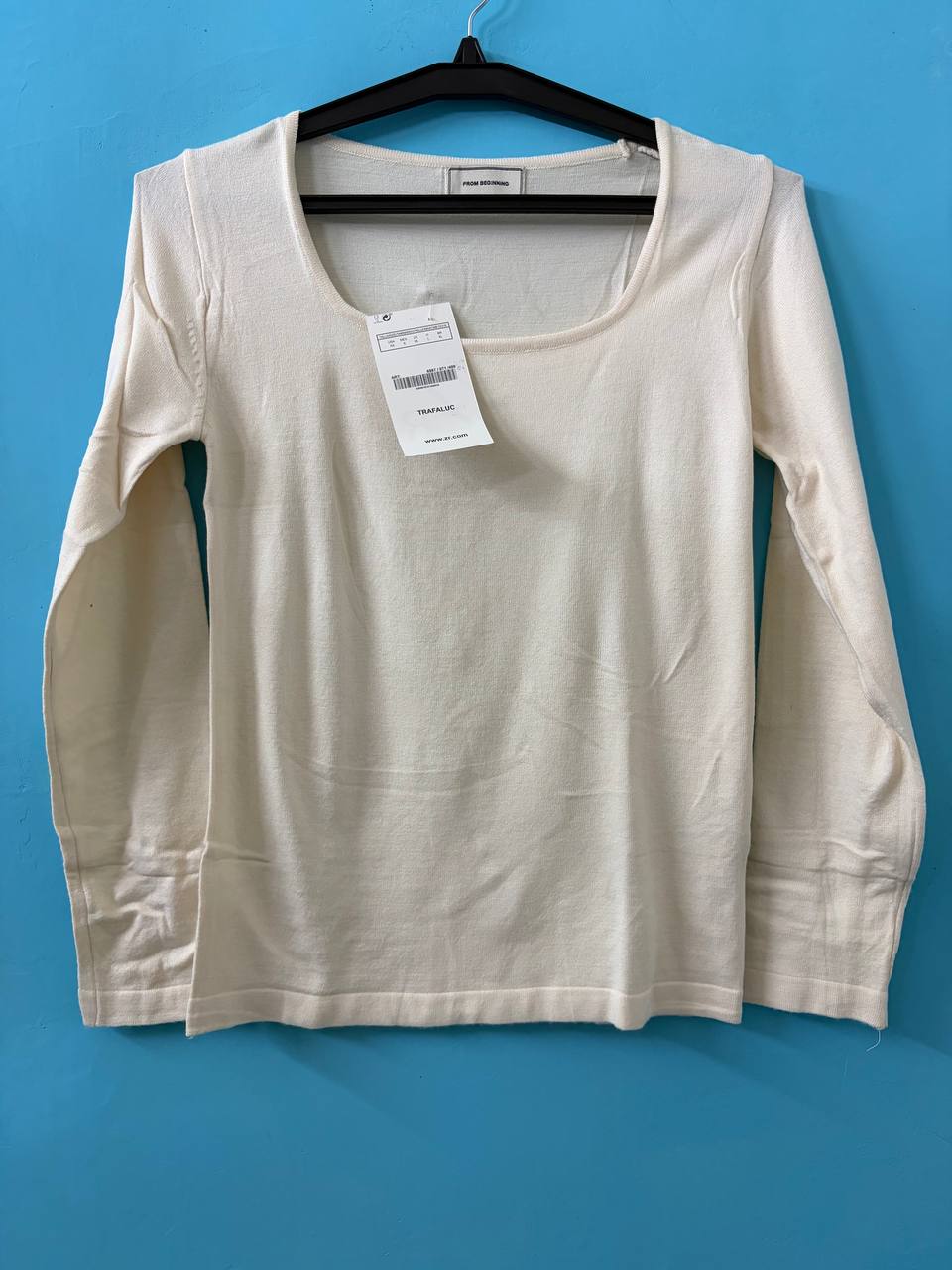 Off-White Long Sleeve Body Fitted Top (M)