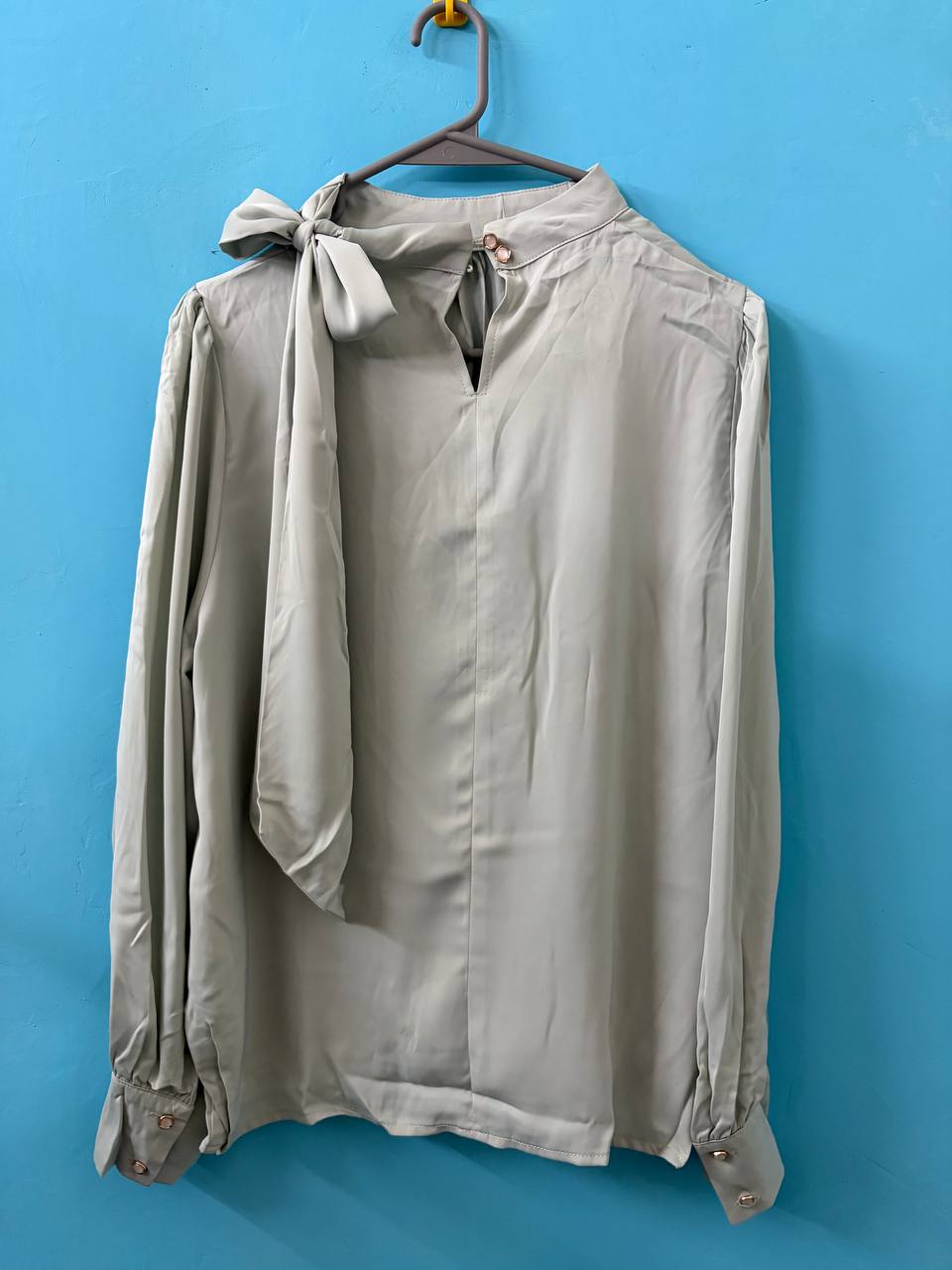 Mint Green Formal Neck-Bow Top (M)